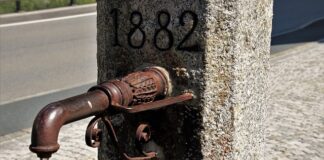 Czym przemyć bolące oko?