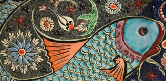 Czy można myć płytki domestosem?